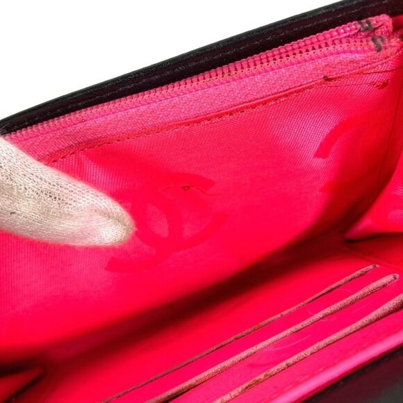 CHANEL Authentic Black Leather Logo Wallet - Picture 11 of 15